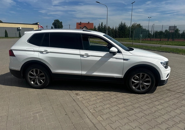 Volkswagen Tiguan cena 100000 przebieg: 163000, rok produkcji 2019 z Gniezno małe 29